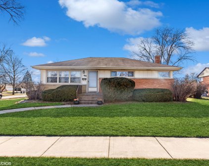 108 N Reuter Drive, Arlington Heights