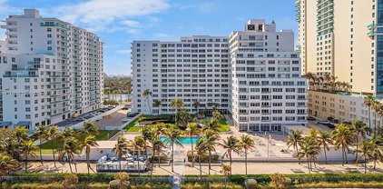 5005 Collins Ave Unit #PH02, Miami Beach