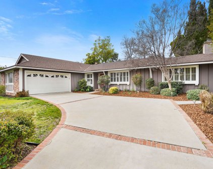 7009  Erica Cir, West Hills