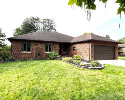 31684 Twin Oaks, Chesterfield Twp