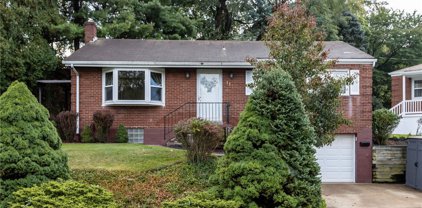 111 Klementina Dr, Reserve