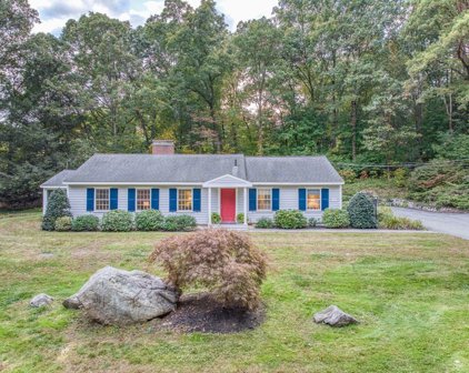 1 Concord Pl, Acton