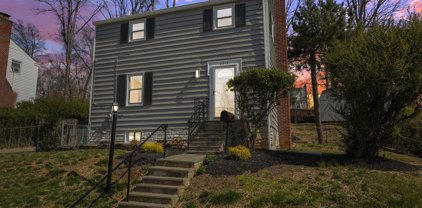 2213 S Dinwiddie St, Arlington