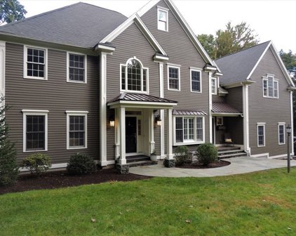 35 Mount Pleasant St, Westborough