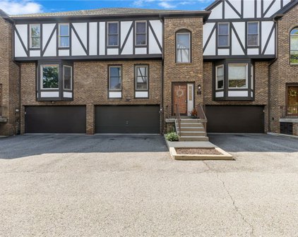 102 Christopher Cir, Robinson Twp - Nwa