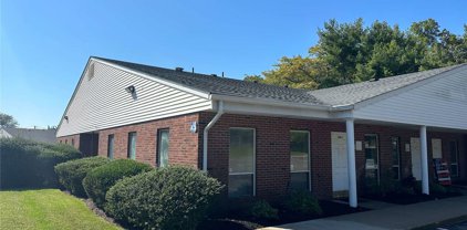 319 East Main Street Unit #5, Smithtown