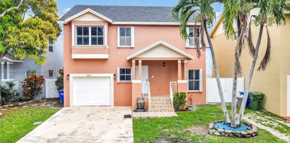 10161 Nw 5th St, Pembroke Pines