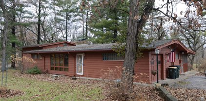 3604 Oak Knoll Road, Crystal Lake