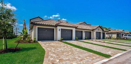 5694 Palmer Circle Unit 101, Bradenton