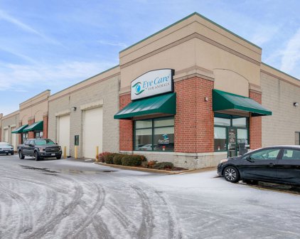 2002 W Main Street Unit #Q, St. Charles