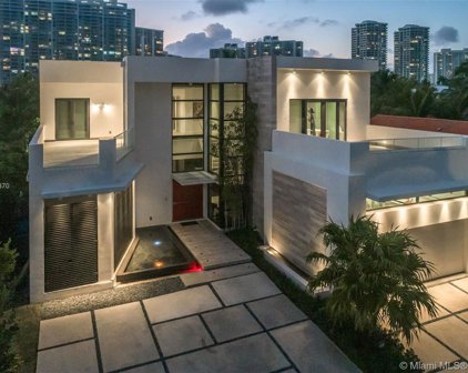 364 Golden Beach Dr, Golden Beach