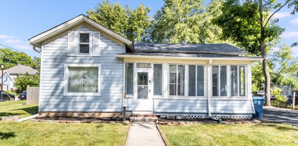377 Cedar Street, Aurora