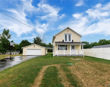 2197 West River  Road, Grand Island-144600