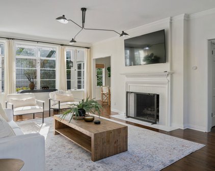 118 N Flores St, Los Angeles