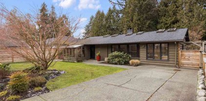3929 Sunset Boulevard, North Vancouver