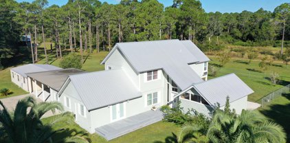 2 Dunaway Ln, Apalachicola