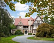 533 Bellevue Avenue, Newport image