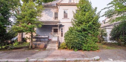 18 Wayne St, Worcester