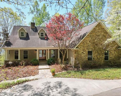 133 Lake View Lane, Clayton