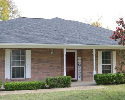 902 Karen, Lindale