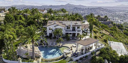 977 Avenida Del Oceano, El Cajon