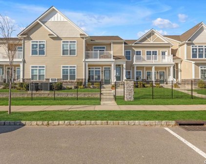 251 Silver Timber Drive Unit #251, Yaphank
