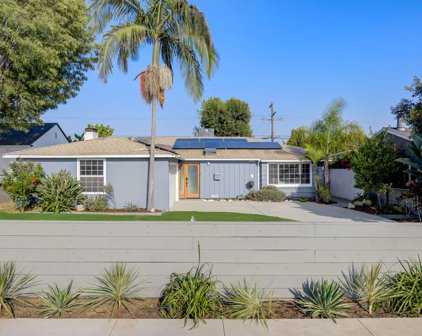 8212  Belford Ave, Los Angeles