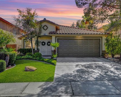 9827 Pioneer Avenue, Las Vegas