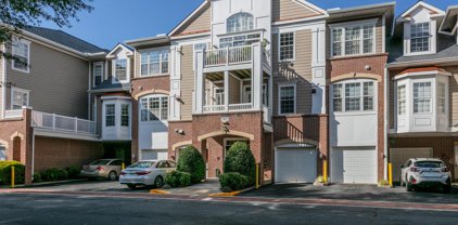 7871 Rolling Woods Ct Unit #302, Springfield