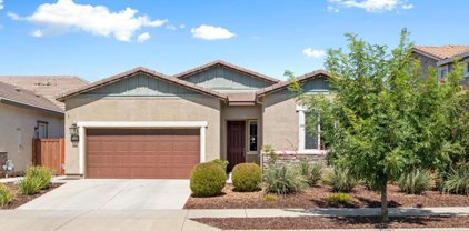 308 Olivadi Way, Sacramento