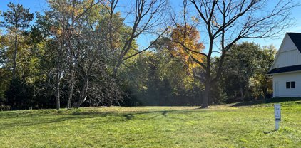 844 Arcwood Road, Mahtomedi