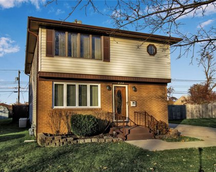 232 Meadowlawn Road, Cheektowaga