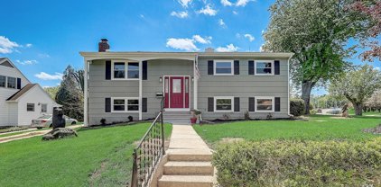 6200 Gilston Park   Road, Catonsville