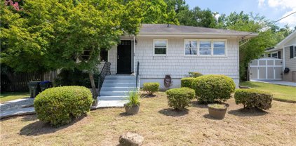2963 Villa Esta Drive, Chamblee