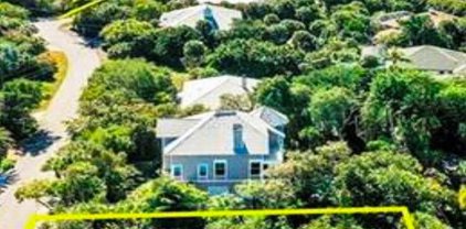 575 Sea Oats  Drive, Sanibel