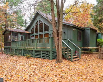 84 Powhatan Trl, Hedgesville
