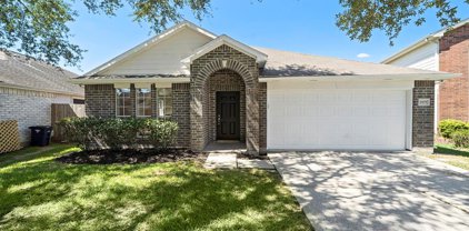 2879 Pointe Drive, League City