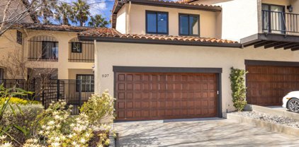 1127 Royal LN, San Carlos