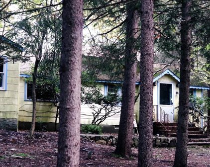 3 Ashton Road, Medford