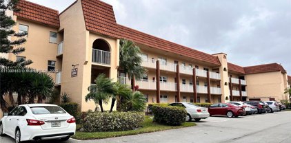 8950 Sunrise Lakes Blvd Unit #208, Sunrise