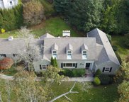 1 Heather Lane, White Plains image