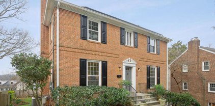 5418 Hawthorne Pl Nw, Washington