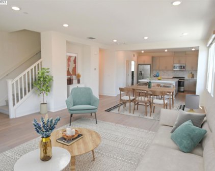 114 Apricot St, Livermore