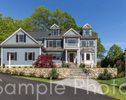 5 Tuttle Lane, Lynnfield