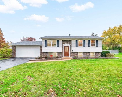 2130 Sandburg Drive, Aurora