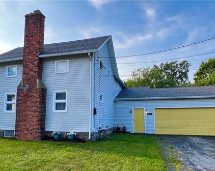 1026 Maple Road, Amherst