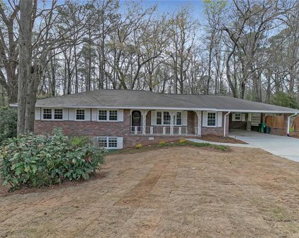 1424 Diamond Head Circle, Decatur