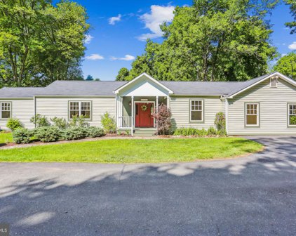 11730 Glen Mill Rd, Potomac