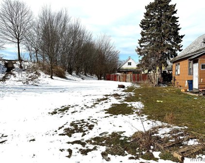 70 Hilton  Street, Buffalo City-140200