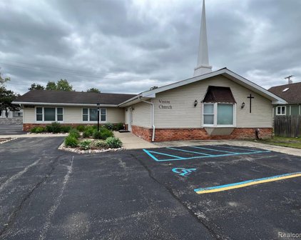18150 E 13 MILE, Roseville